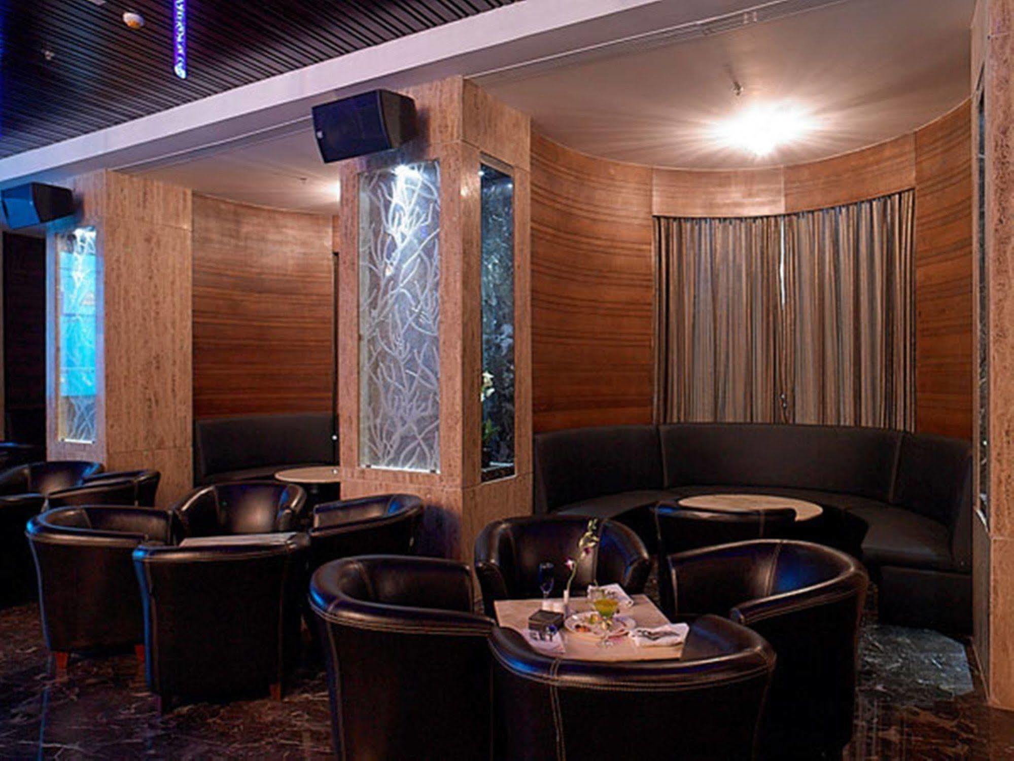 Royal Orchid Central Kireeti Hampi, Hospet מראה חיצוני תמונה